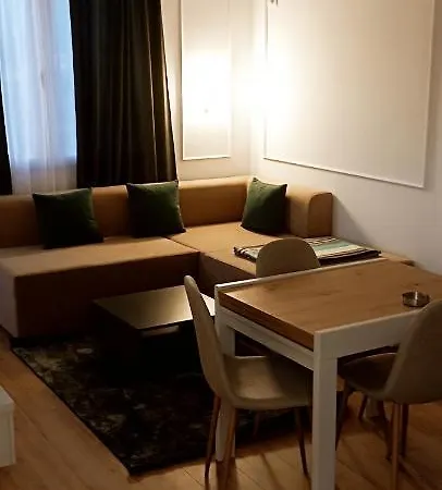 Appartement Old Train Tirana