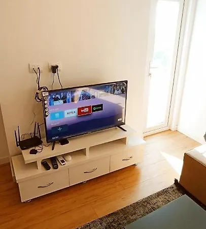 Old Train Apartamento Tirana