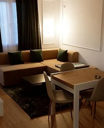 公寓 Old Train 地拉那