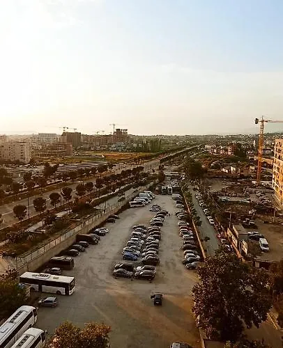 公寓 Old Train 地拉那