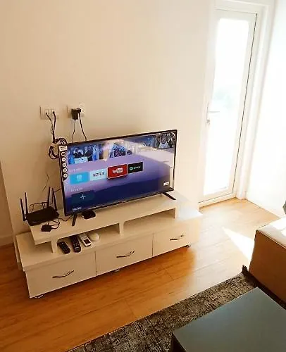 Old Train 公寓 地拉那